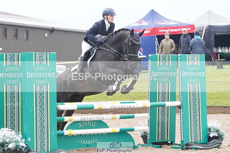 250419-102314-08342 - 405-Laura.Pritchard-SILKY