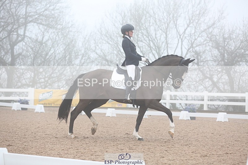 240217A-103959-01028 - 161-Katie.Warner-Active.Nuvalari