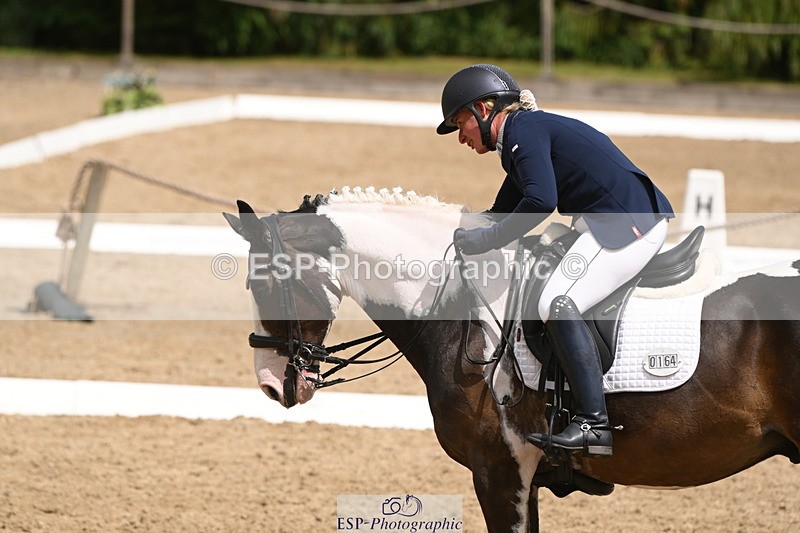 250720A-144924-11969 - 164-Dominique.Kinnaird-Perry-Pallas.Vanquish