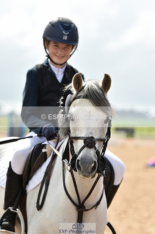 230902A-120514-00923 - Cls 2B Pony Small 80cm