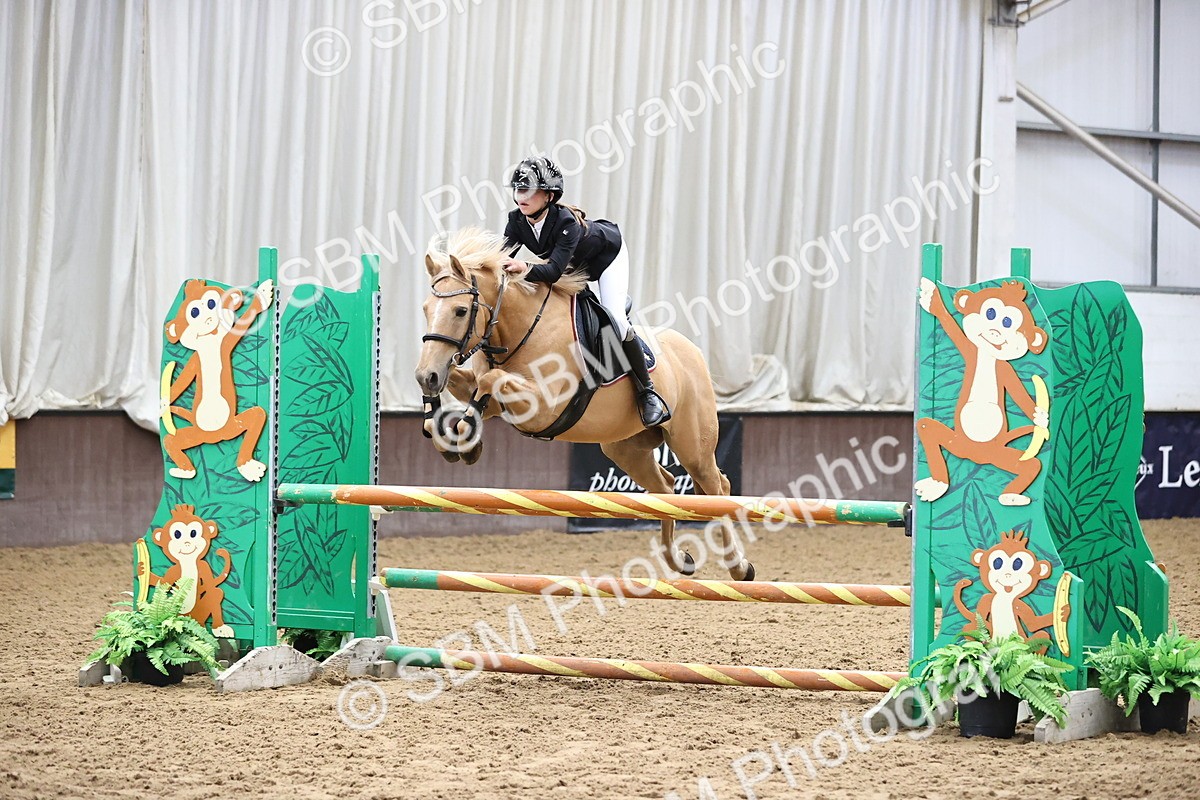 SBM_003559 - Class 11 - Springboard 128cm 138cm Restricted 85cm 95cm