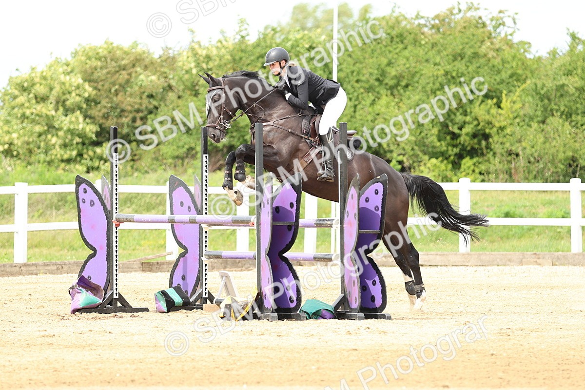 SBM_001086 - Class 4 - Senior Newcomers - 1.10m