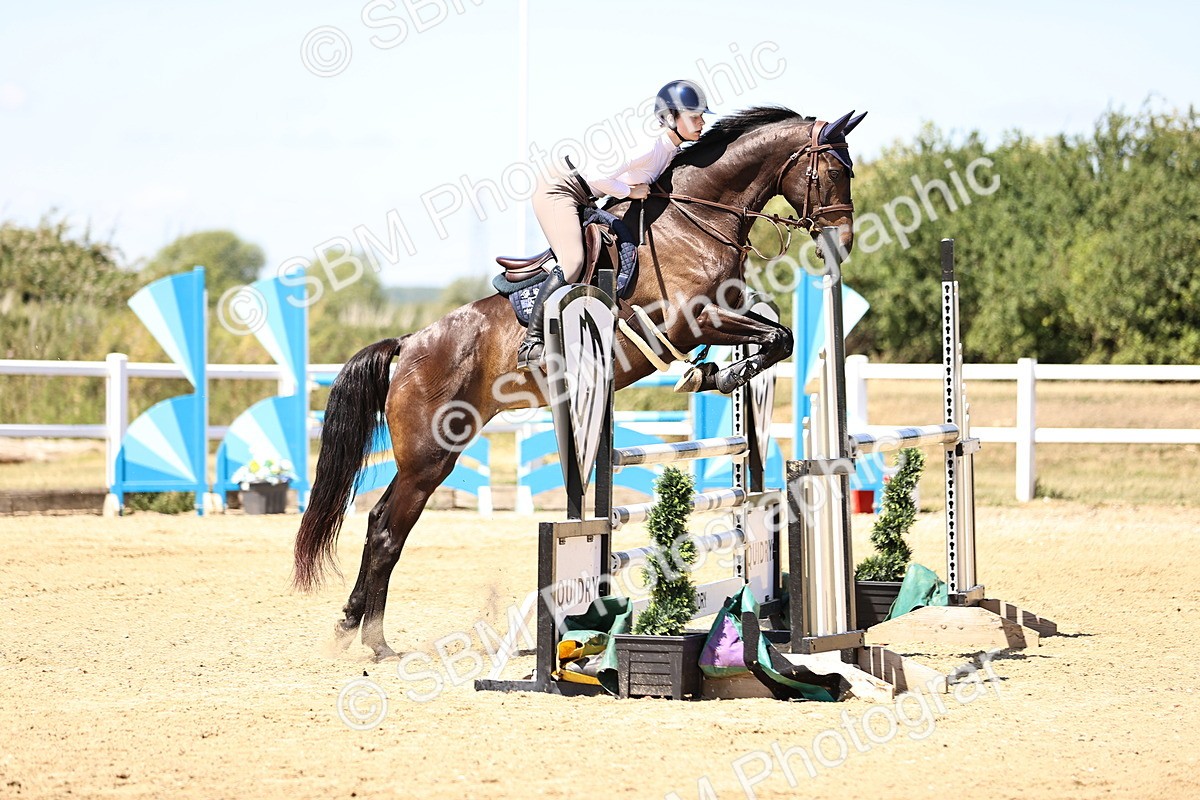 SBM_014482 - Class 15 - Senior Newcomers - 1.10m Open