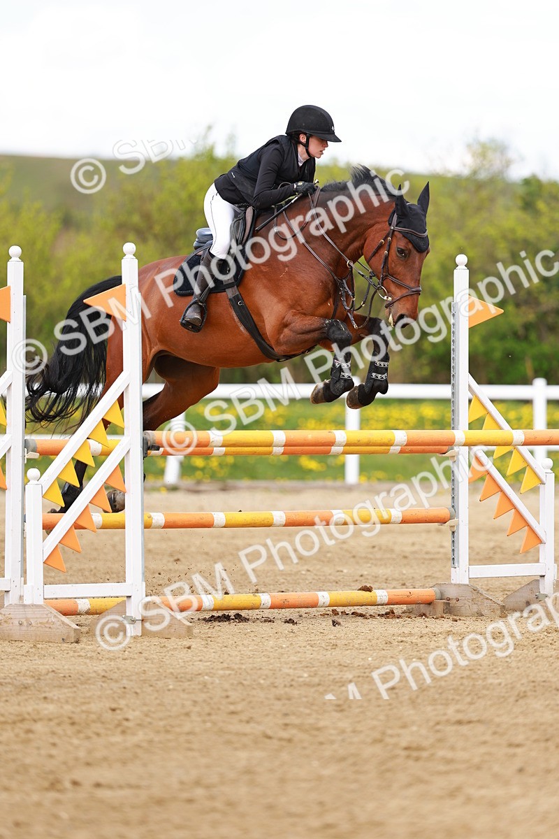 SBM_002198 - Class 4 - Senior Newcomers - 1.10m