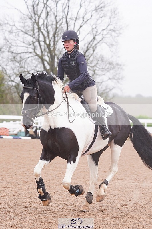 240505A-130550-05956 - Cls 18 & 19 Club & Schools 90cm