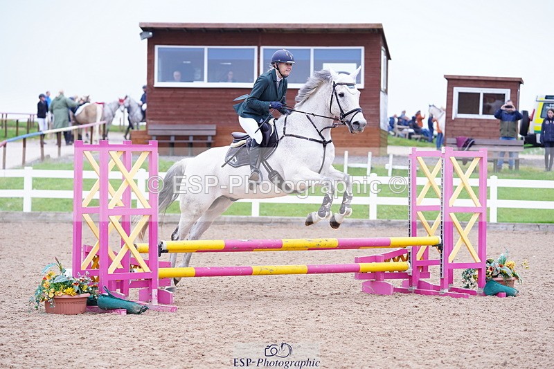 240505A-095830-04348 - Cls 14 & 15 Club & Schools 70cm