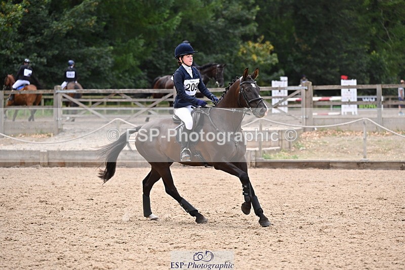 250802A-152301-06264 - E-209-Holly.Alford-MBF.JOEY