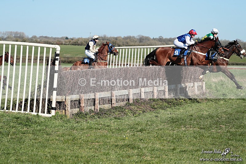 PtP 210326 411 - VWH Cirencester Races 21/03/26