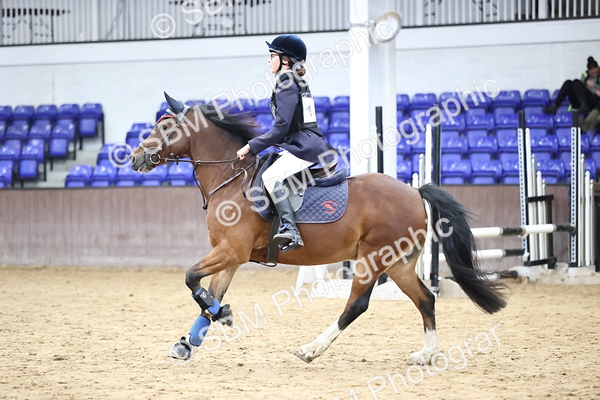 SBM_001419 - Class 5 - Henlow Veterinary Hospital 70cm