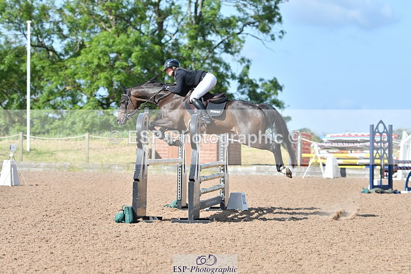 240609A-090115-03196 - Cls 15 Snr British Novice and 90cm Open