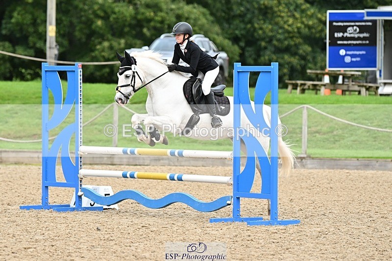 230930-105955-00238 - Cls 3 Pony Discovery & 90cm Open