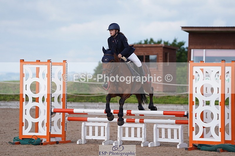 240713A-094918-00113 - Cls 3 A&B Pony BN & 80cm Open