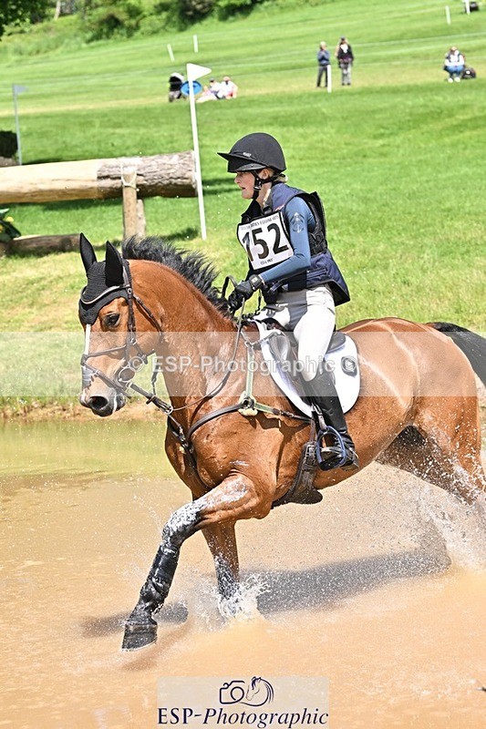 240525-133314-14463 - 152-MODRIX_DOR_VAN_DE_MISPELAERE-Annabel_Walsh