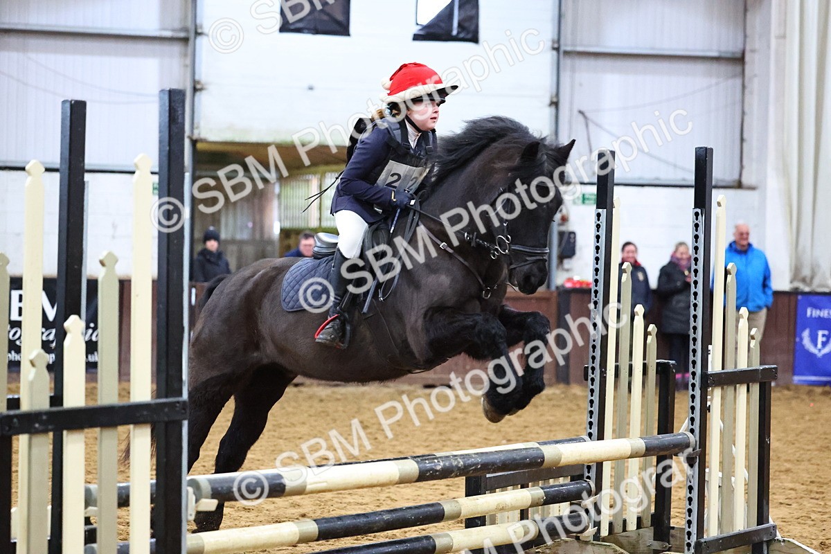 SBM_001734 - Class 4 - Festive Fences - 70cm