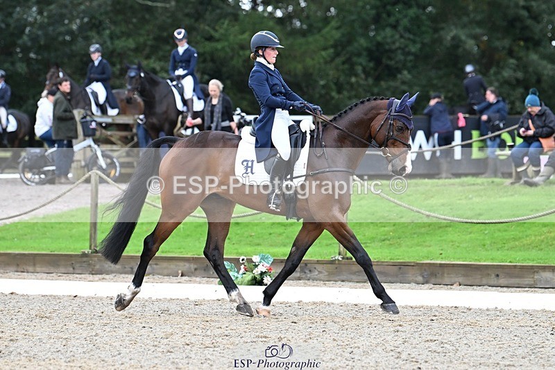 231019-123029-02790 - 045-HILDARE.REGARDE.MOI-Danielle.Mccormack-DR