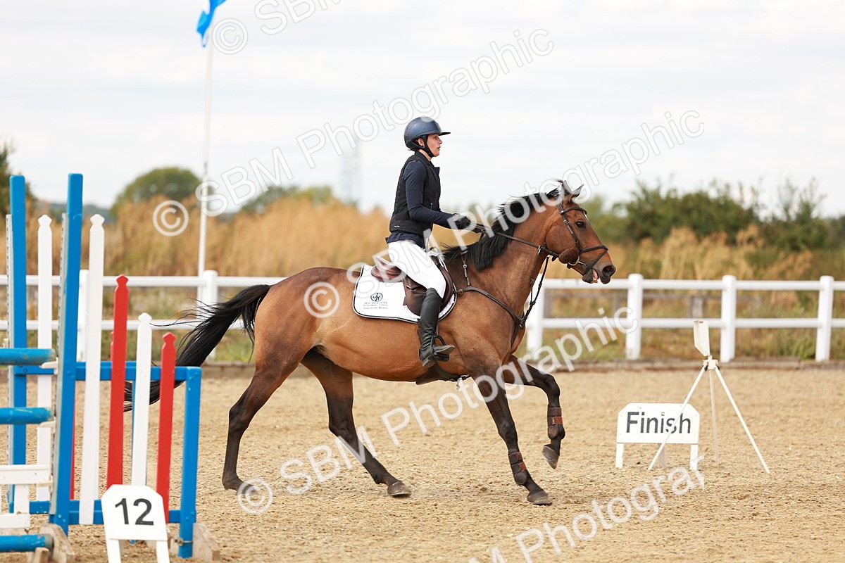 SBM_006944 - Class 4 - Senior British Newcomers - 1.10m