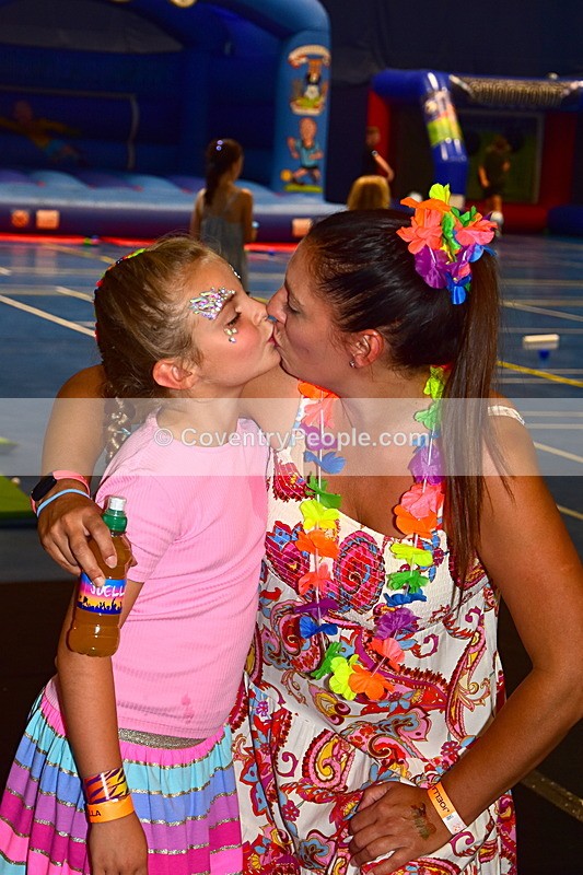 CON-315 - Joey and Ella