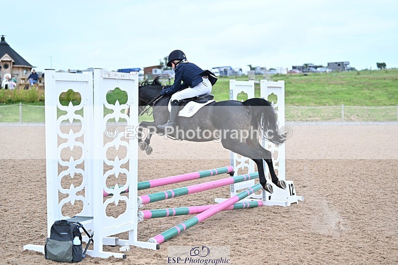 240813-161049-00181 - Clear round & 60cm