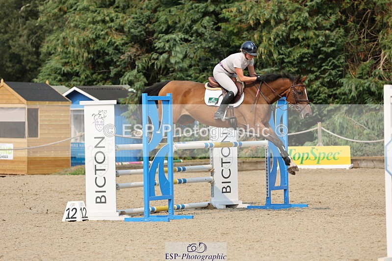 250816A-152919-02464 - Cls 8 Snr Newcomers