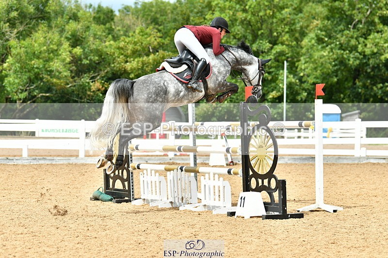 230721A-144733-07098 - Cls 22, 1 Star Gold 1.30m