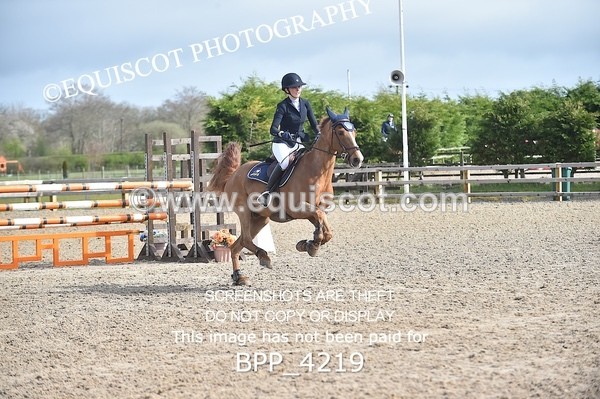 BPP_4219 - CLASS 10 RHS Foxhunter Championship Qualifier