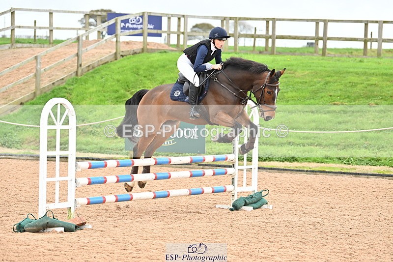 241110A-122523-00833 - 80cm 11.30 to End