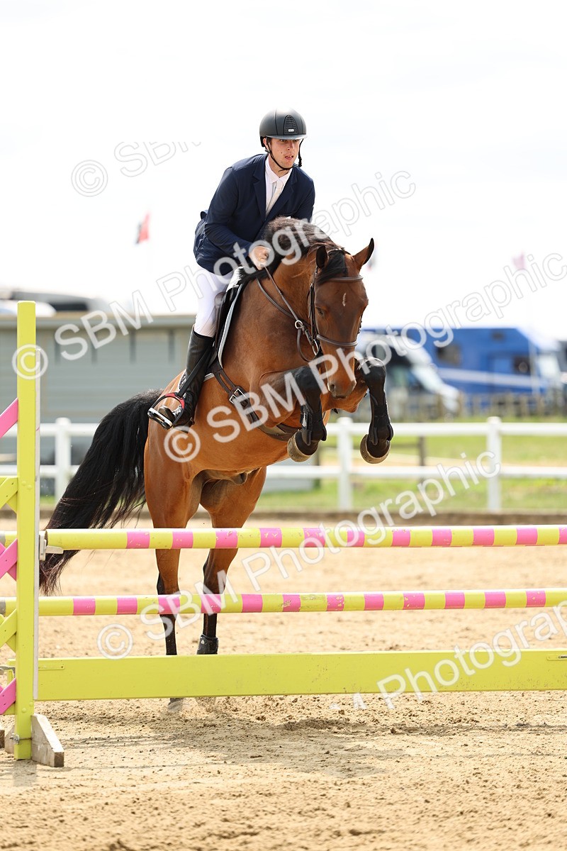 SBM_005649 - Class 17 - Senior Discovery - 1.00m