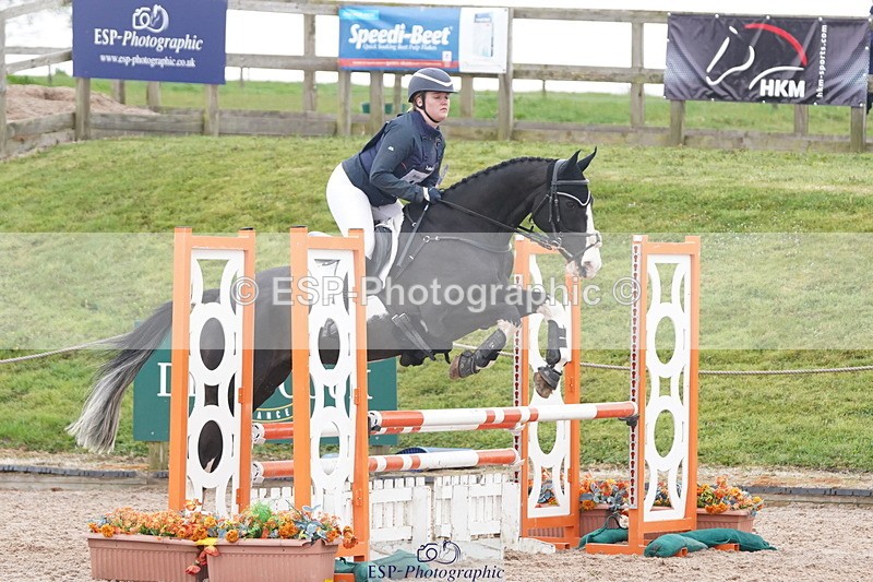 250419-121158-09604 - 424-Issy.Hollidge-CORBETT