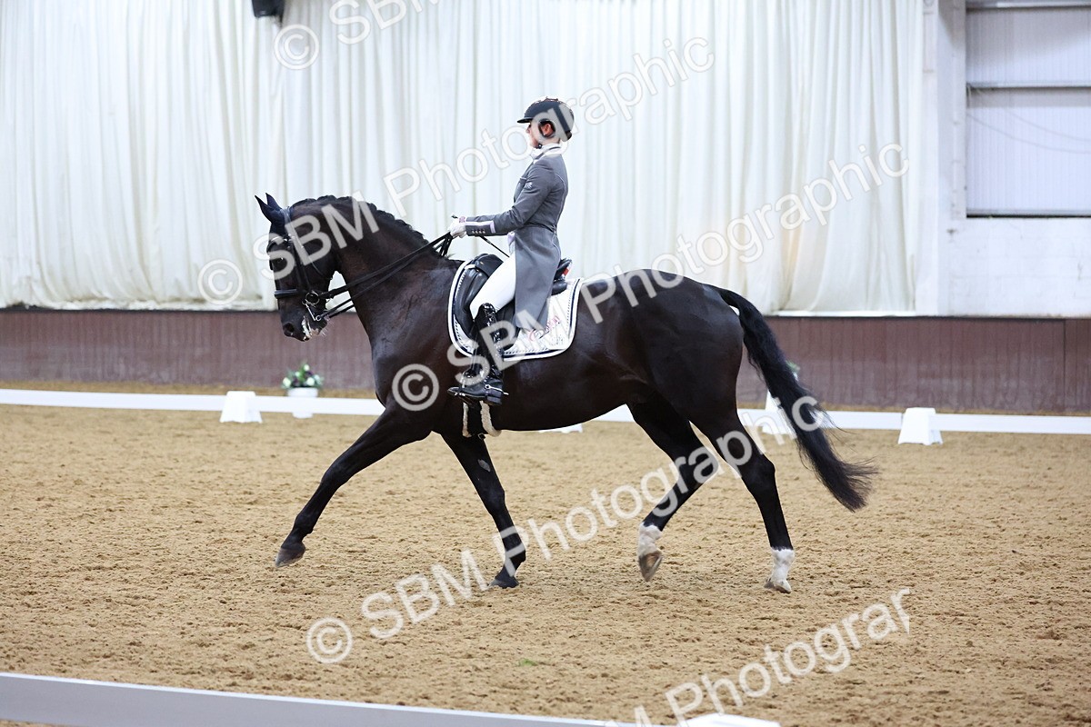 SBM_009506 - Class 14 - FEI Grand Prix - 19.27-20.27