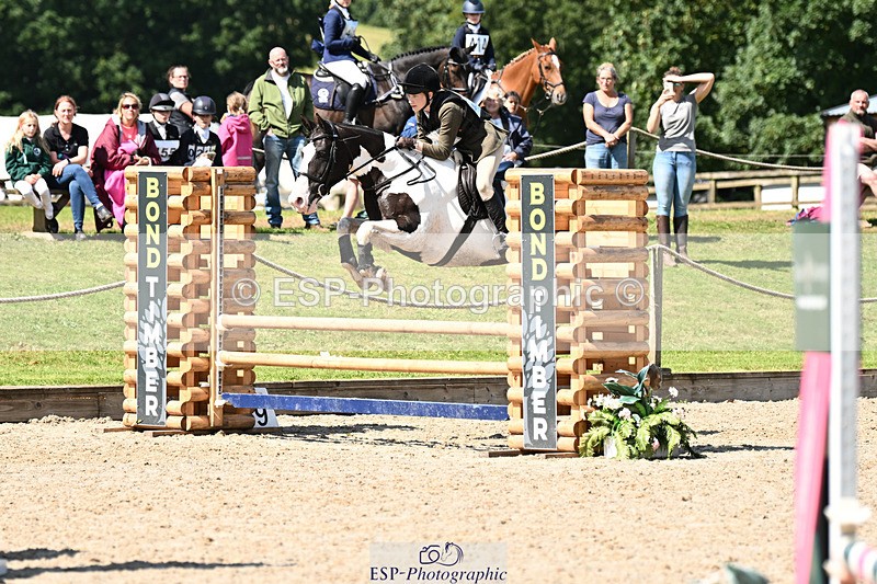 240824X-132959-28973 - 80cm Round 2 13.30 to 14.30