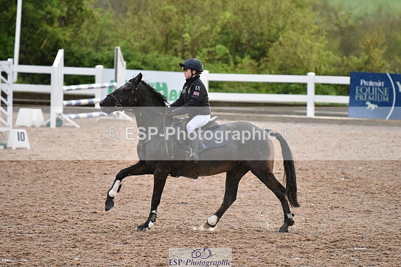 230509A-192056-00554 - 90cm