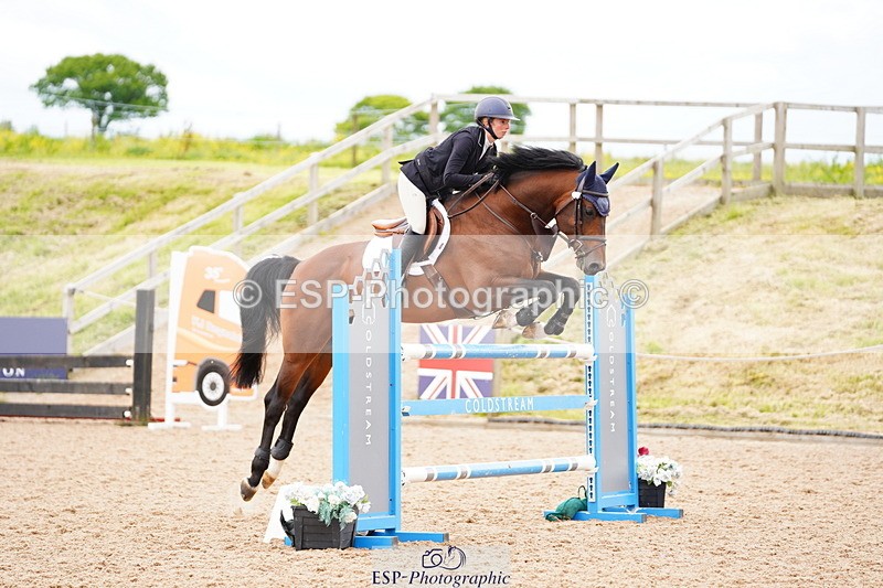 240524A-121206-03407 - Cls 15 Foxhunter