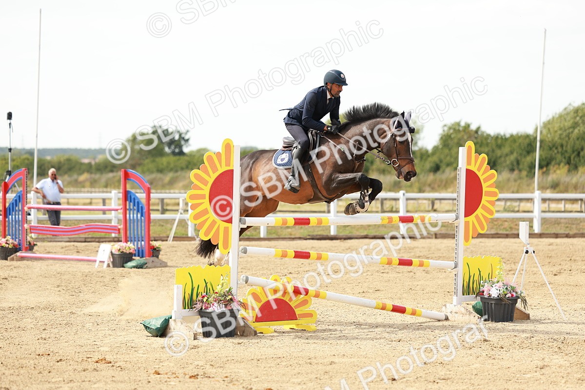 SBM_008190 - Class 4 - Senior Foxhunter - 1.20m Open