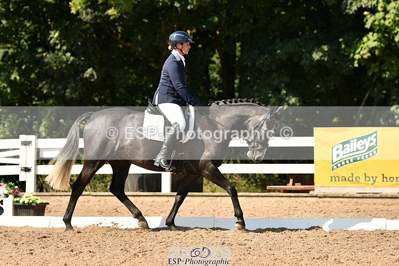 250817-160247-11444 - 206-Mel.NorthwoodBarnridge.Flying.Solo