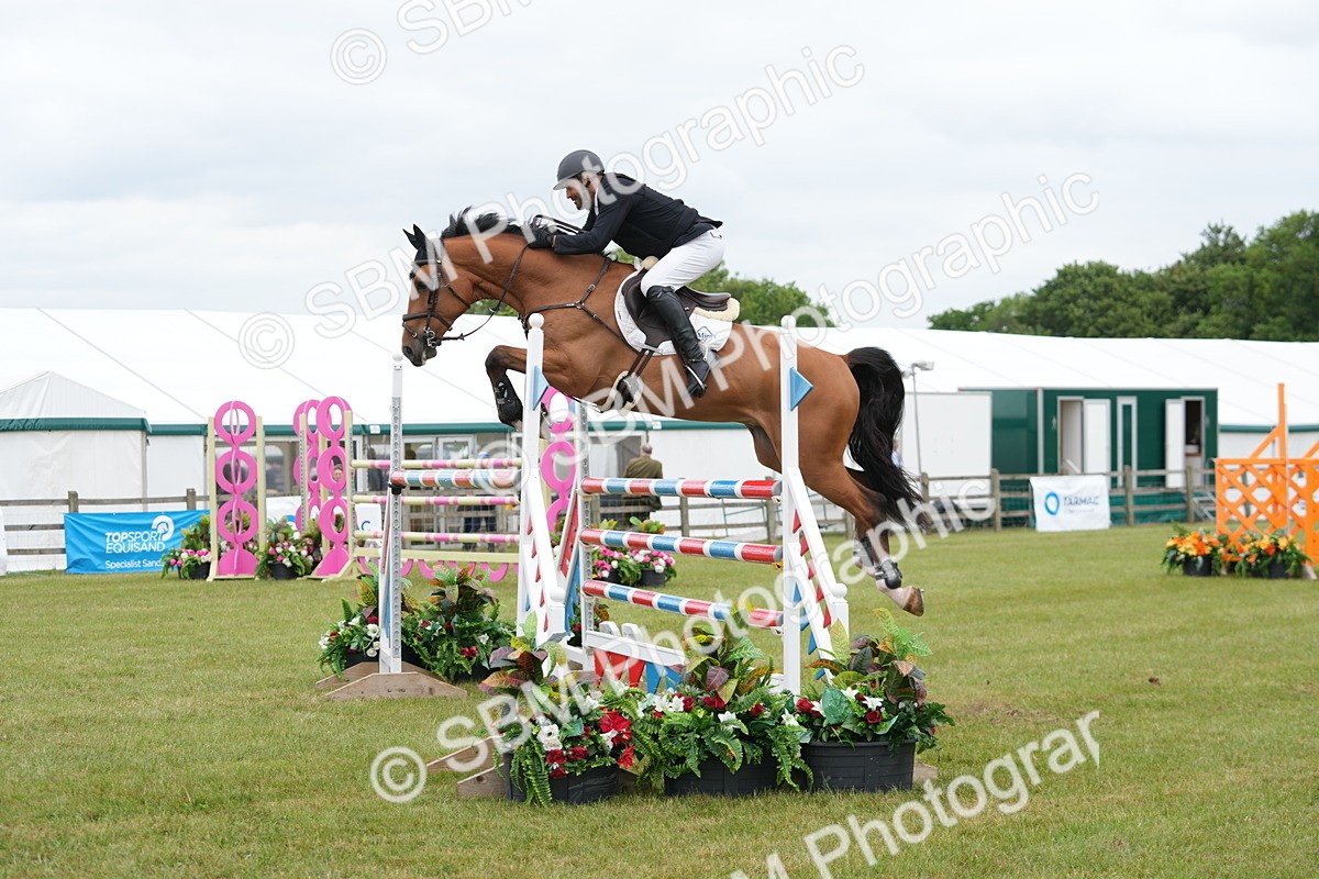 SBM_06406 - Class 202 - National 1.40m Open