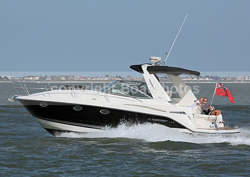 140503 BLACK REBEL MONTEREY 355 WT7A9940 - Motorboats - Open