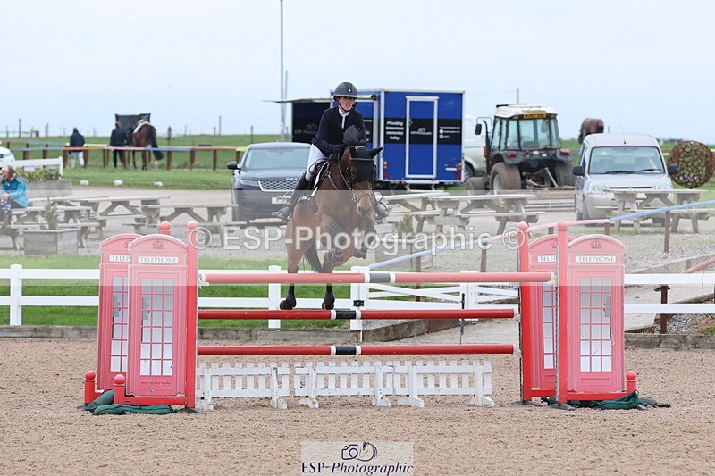 241101A-153145-03012 - FRI Cls 7 Blue Chip Grade B&C Jump Off