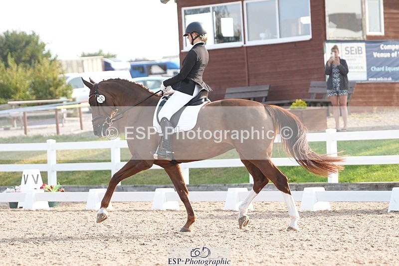 250817-090418-07080 - 121-Daisy.HedgesFelicia.v