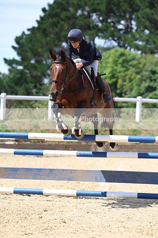 3E7A6260 - Class 7: Senior 1.05m