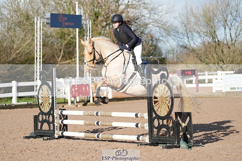 251129-114301-00344 - 70cm