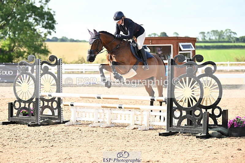 240802A-093301-03401 - Cls 21 A&B Brit Nov & 90cm Open