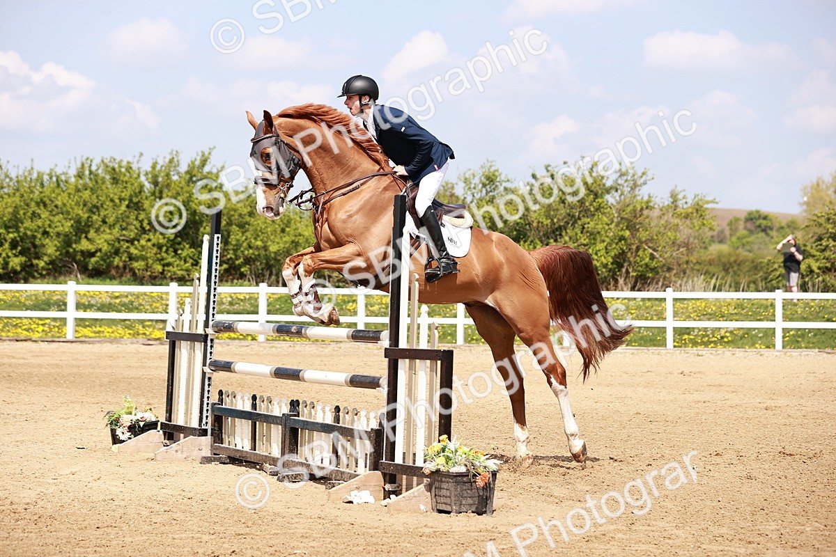  - Class 24 - Senior Newcomers - 1.10m