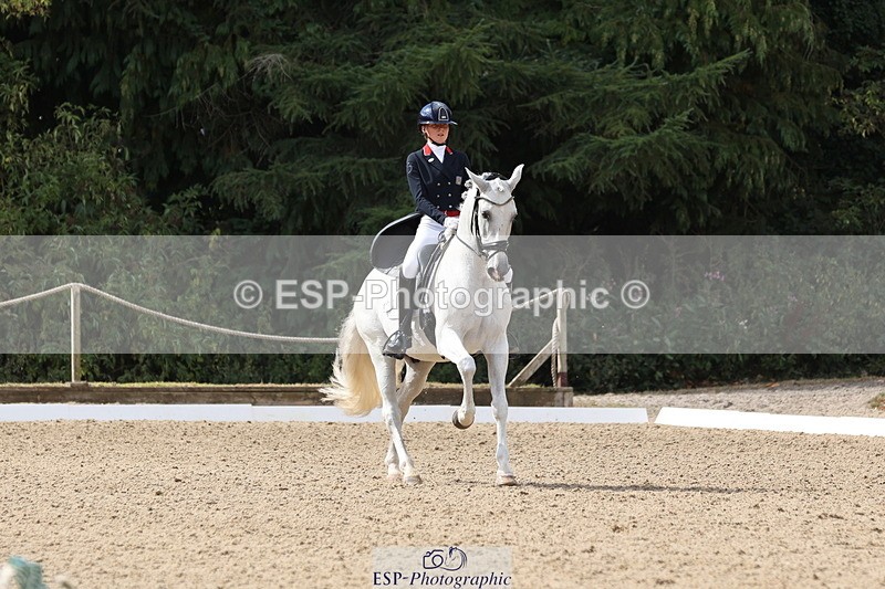 250809A-105205-02716 - 018-Lily.LaughtonEquador.MT