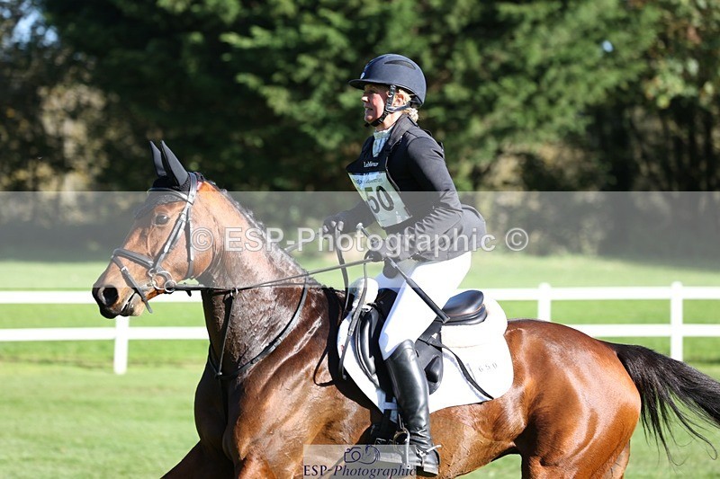 231022-110008-24888 - 650-NAOMIE.VAN.DE.BROUWERSHOEVE-Lara.Salter-TrotUp+SJ