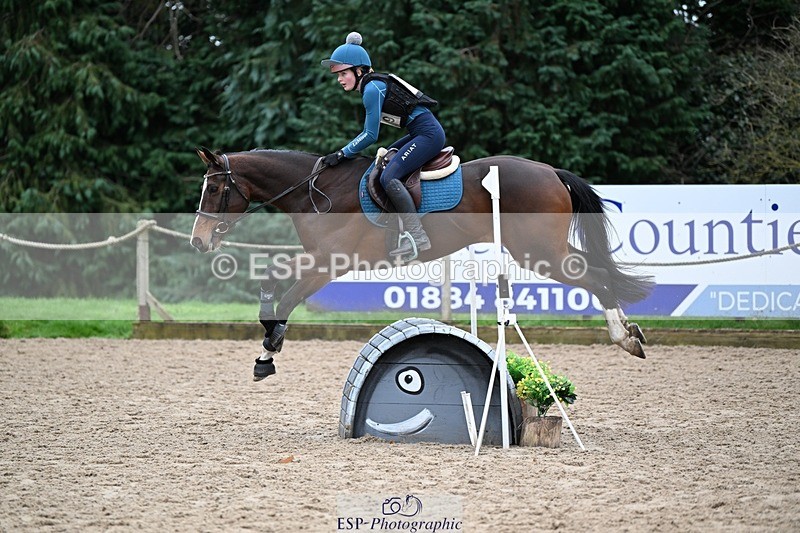 241116-105448-00697 - Cls 2 80-85cm Start to 11.30