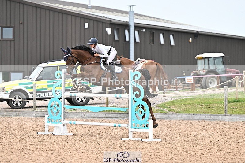 240828A-161654-01317 - Cls 5 Snr Foxhunter and 1.20m Open