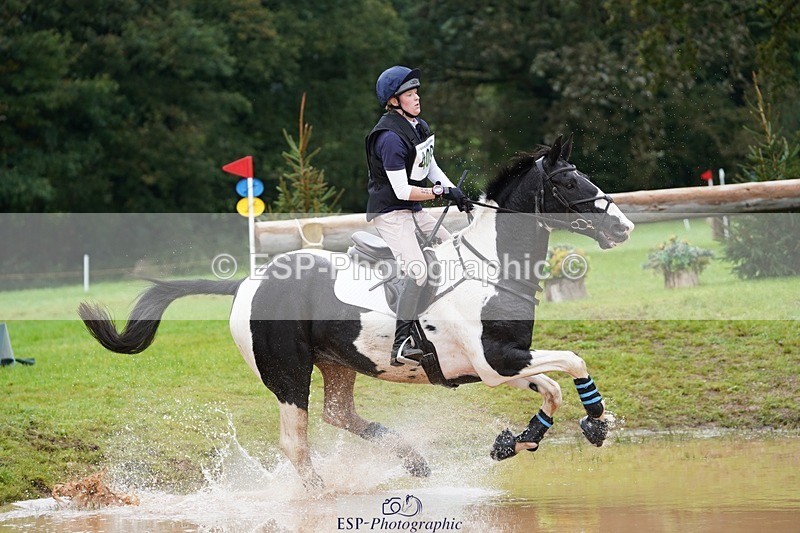 231021-124746-17034 - 409-COUSIN.JERRY-Beatrice.Southcombe-SC+XC