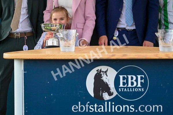 220824-Race 6-Angel Hunter-7659 - Race 6 4.45pm sensory-junction.co.uk Autism Awareness EBF Stallions Nursery Handicap