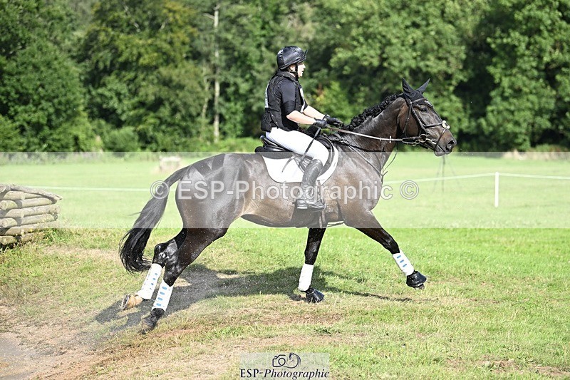 240803-164717-10089 - 274-Molly_Frampton-OBSIDIAN_ROYALE