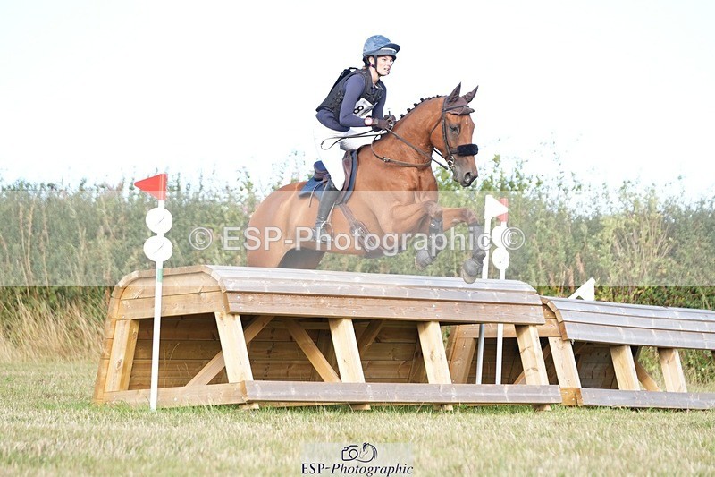 250831-170955-13811 - Q-819-Eve.Egginton